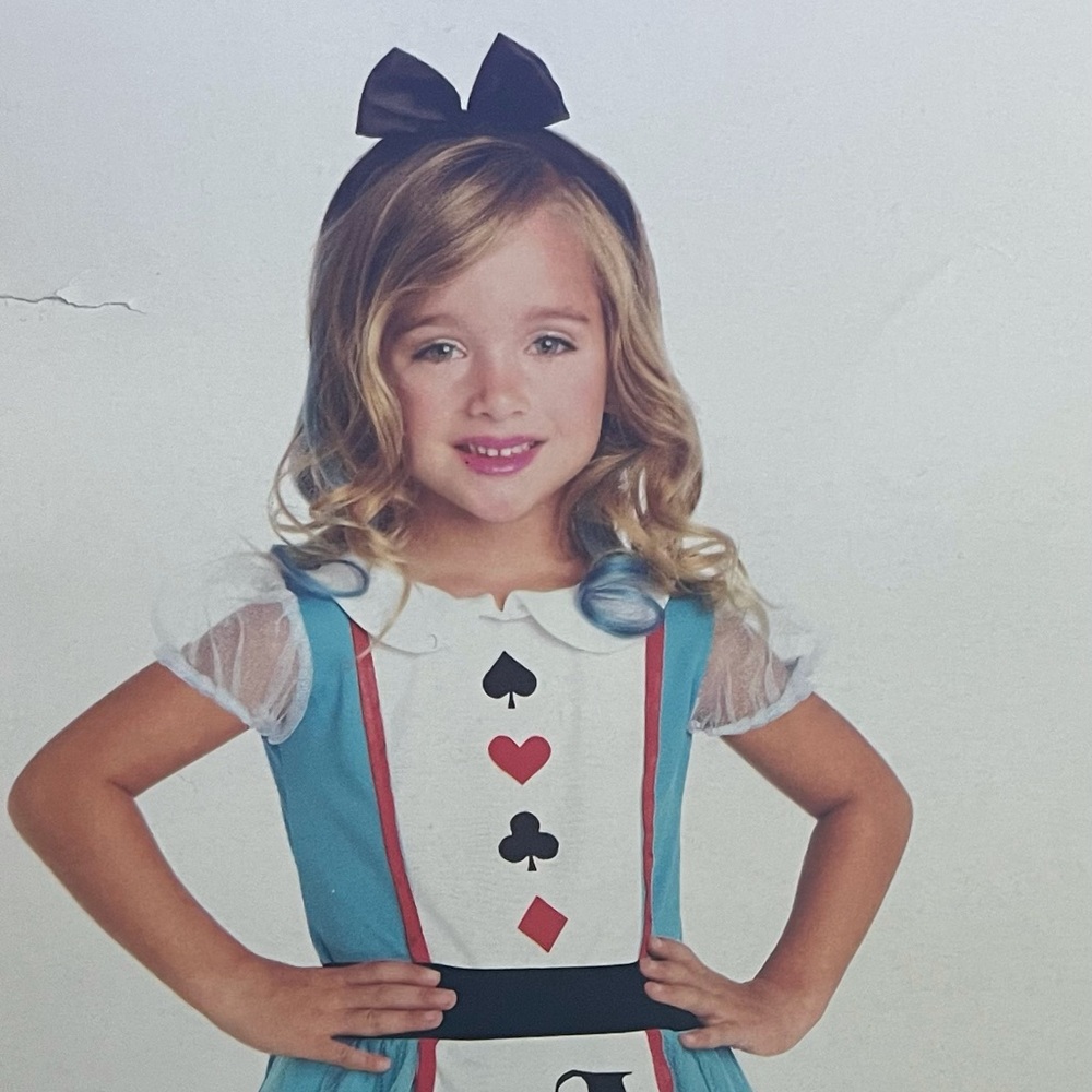 Wonderland costume Miss Alice costume. NWT 3t-4t contains dress and headband(hs)